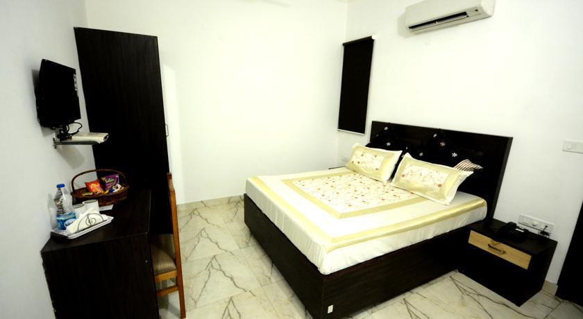 Hotel Mehra Inn Αμριτσάρ Δωμάτιο φωτογραφία