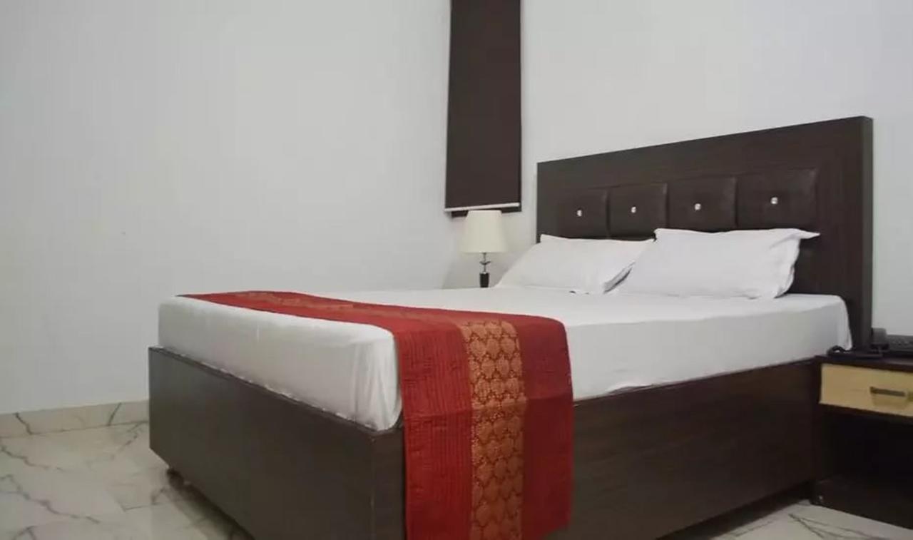 Hotel Mehra Inn Αμριτσάρ Εξωτερικό φωτογραφία