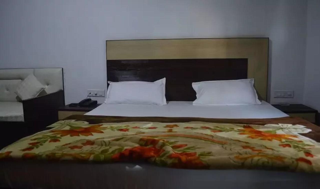 Hotel Mehra Inn Αμριτσάρ Εξωτερικό φωτογραφία